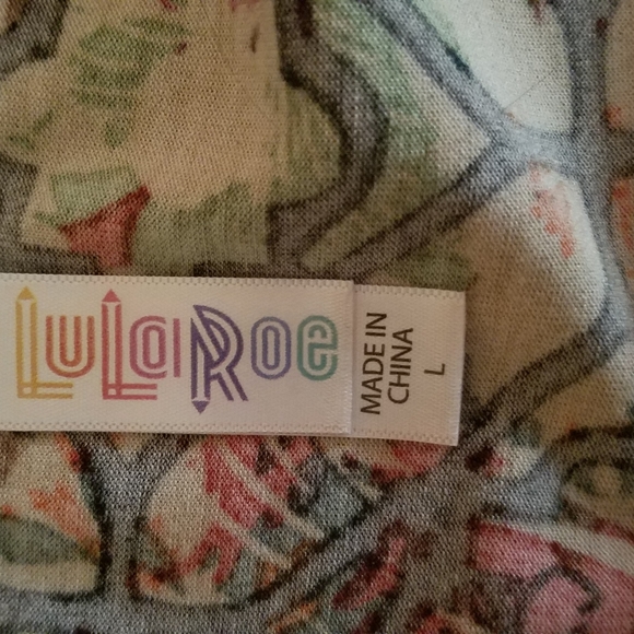 Top - Picture 2 of 2